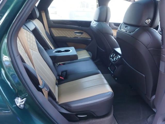 Bentley Bentayga Hybrid