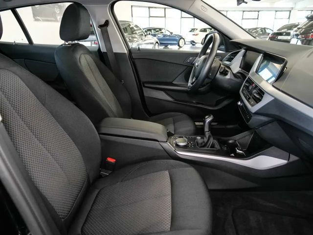 BMW 118 118i Advantage pakket Sedan