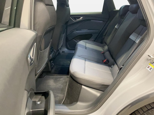 Audi Q4 e-tron SUV 45 e-tron Audi Q4 e-tron