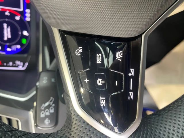 Volkswagen Tiguan 2.0 TSI R-Line Style