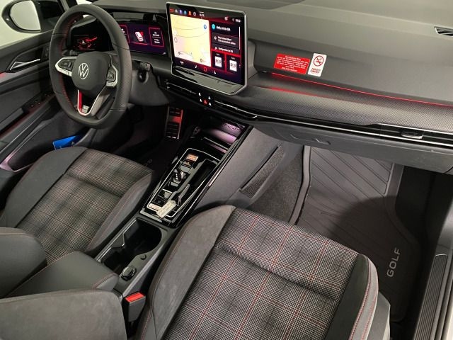 Volkswagen Golf 2.0 TSI DSG GTI