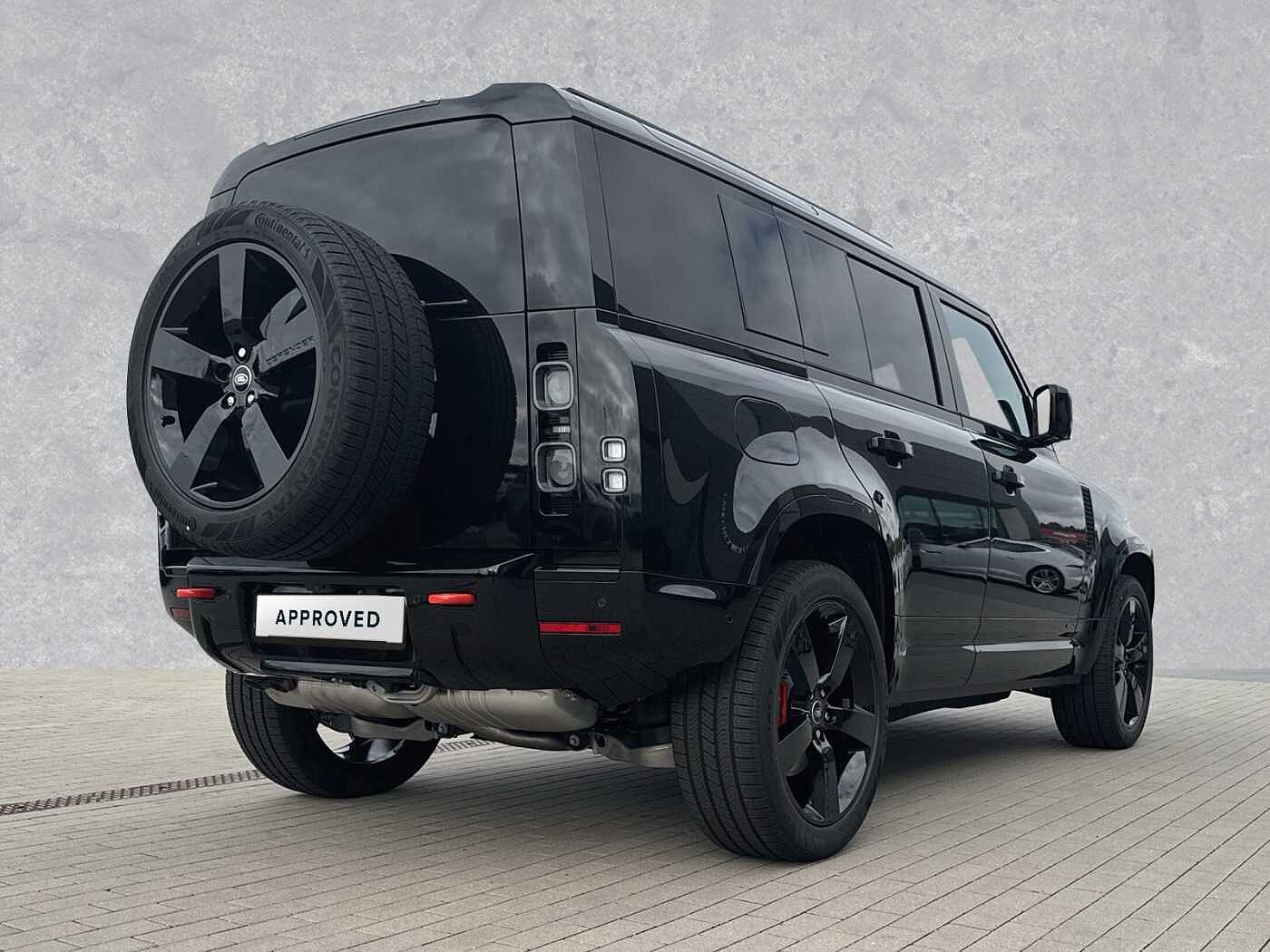 Land Rover Defender 110