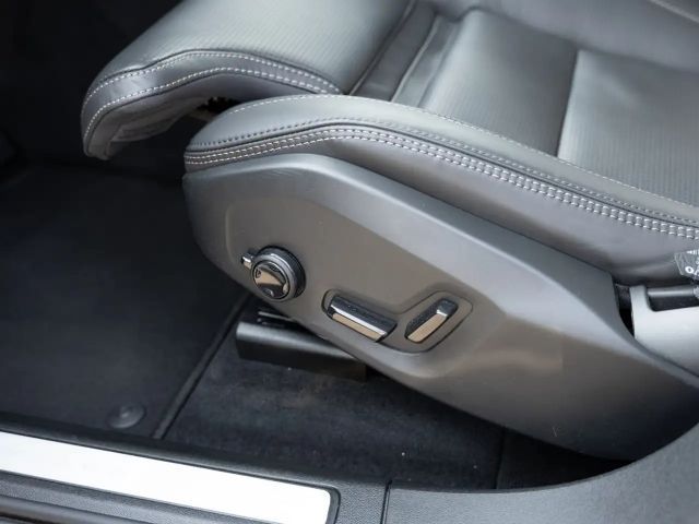 Volvo XC60 AWD Dark T8 Ultra