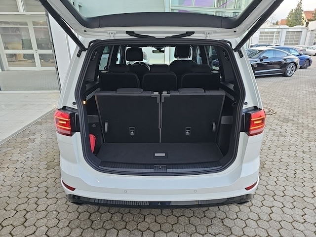 Volkswagen Touran 1.5 TSI DSG Style