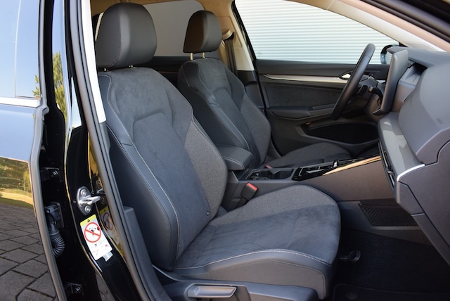 Volkswagen Golf DSG Golf VIII Style