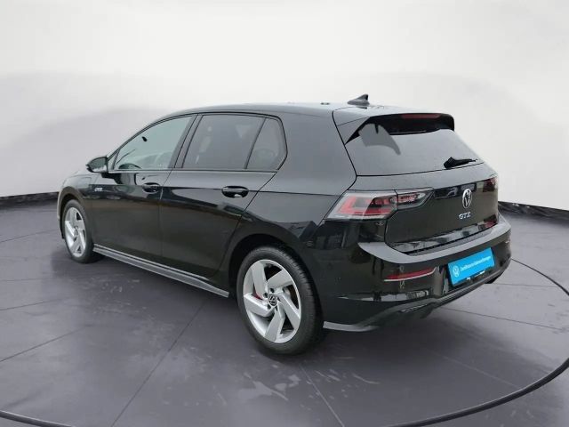 Volkswagen Golf DSG GTE eHybrid