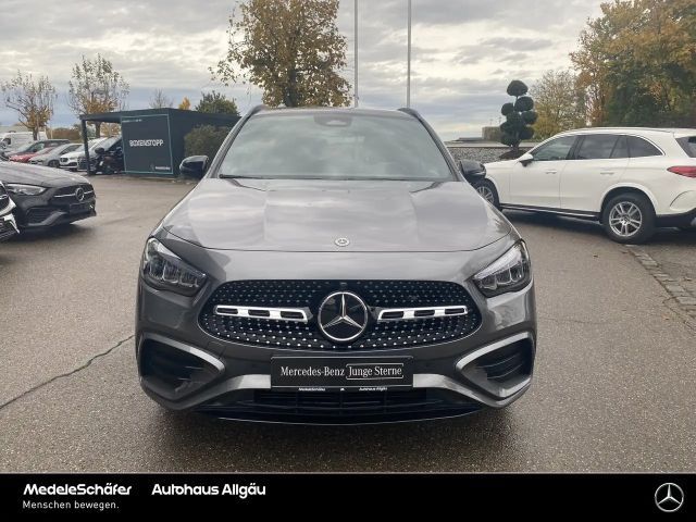 Mercedes-Benz GLA 200 AMG Line