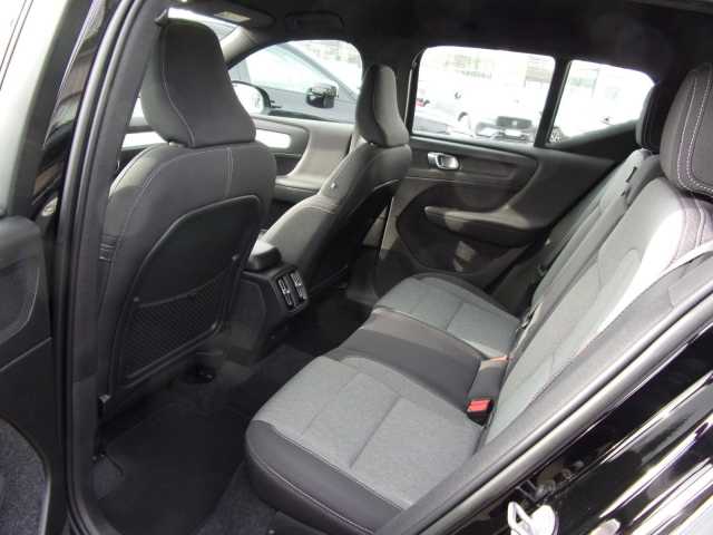 Volvo XC40 Dark Plus