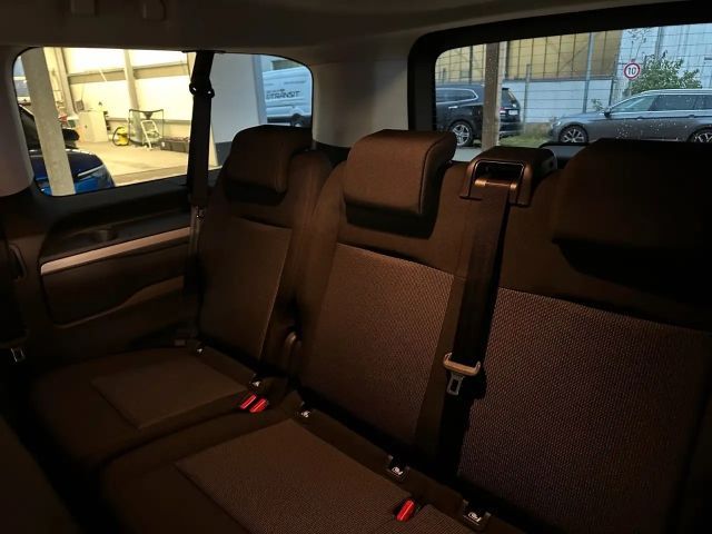 Citroën Spacetourer Plus