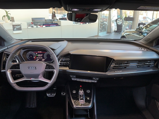 Audi Q4 e-tron Quattro