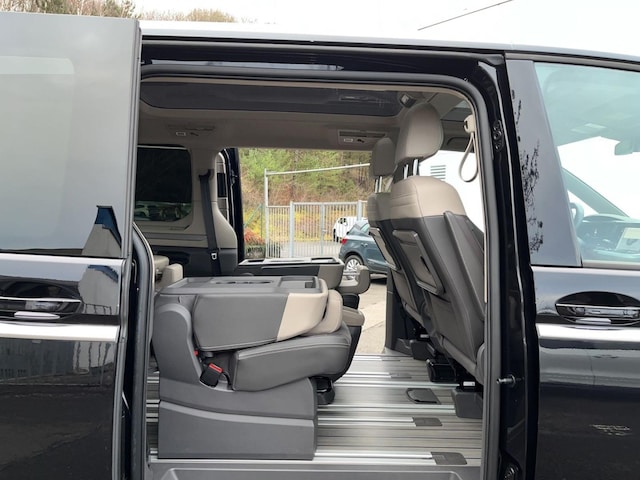 Volkswagen Multivan 2.0 TSI T7