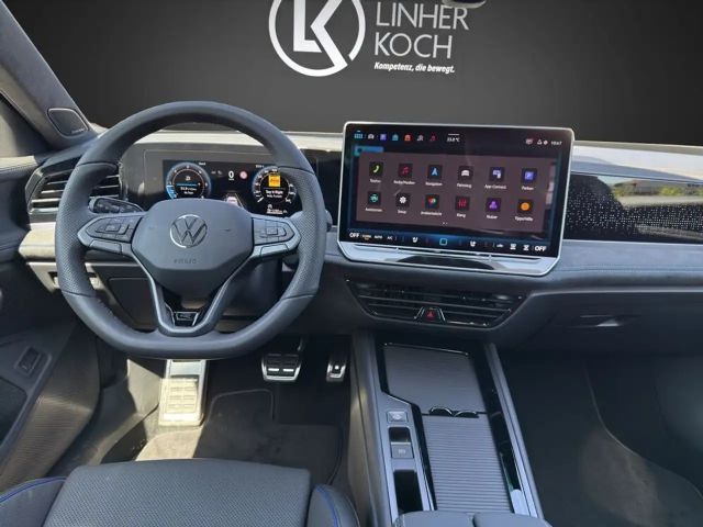 Volkswagen Passat 4Motion DSG R-Line