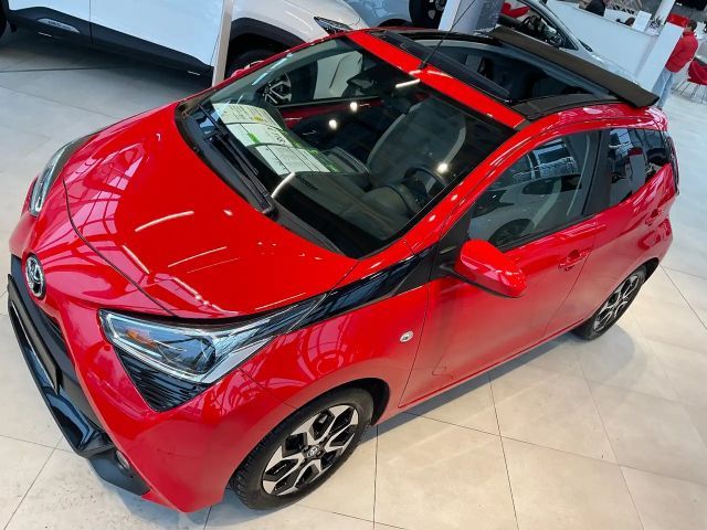 Toyota Aygo 1.0 VVT-i X-sky