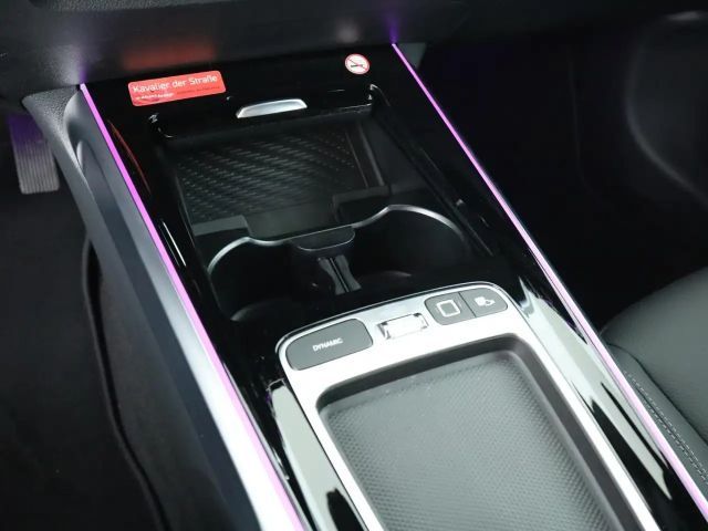 Mercedes-Benz GLB 180 *W-Paket*PDC*SHZ*SpurH*LED*W-Paket*PDC*