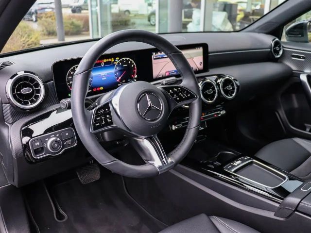 Mercedes-Benz A 180 Progressive