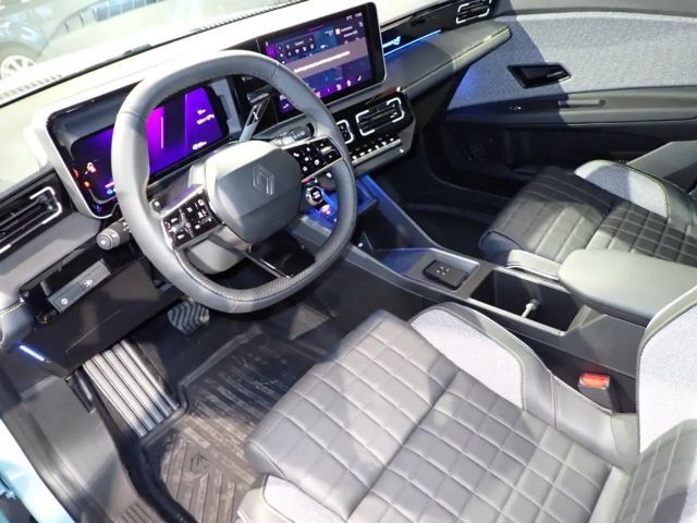 Renault 4 Comfort E-Tech Iconic