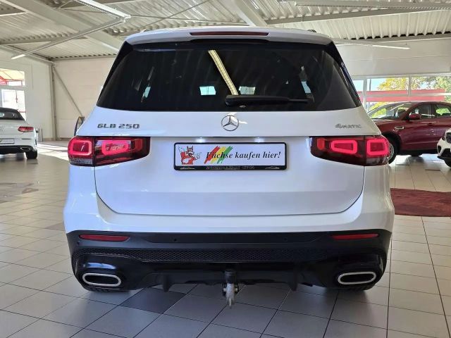 Mercedes-Benz GLB 250 AMG Line