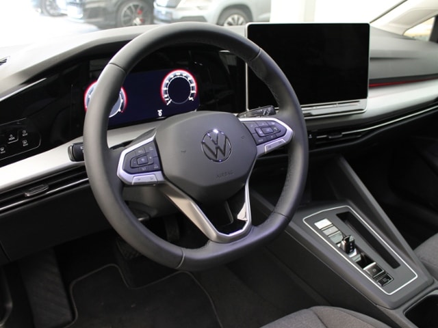 Volkswagen Golf 1.5 TSI DSG Golf VIII Life