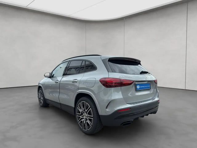 Mercedes-Benz GLA 220 GLA