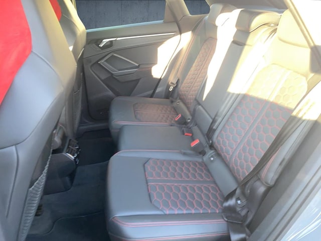 Audi RS Q3 Quattro S-Tronic