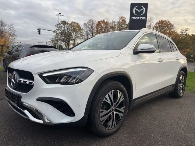 Mercedes-Benz GLA 180 Progressive