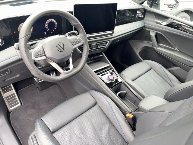 Volkswagen Tiguan 4Motion DSG R-Line