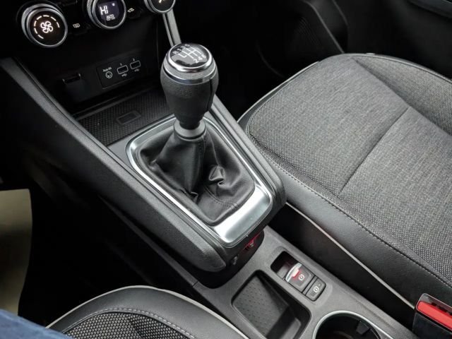 Renault Captur TCe 140 Techno