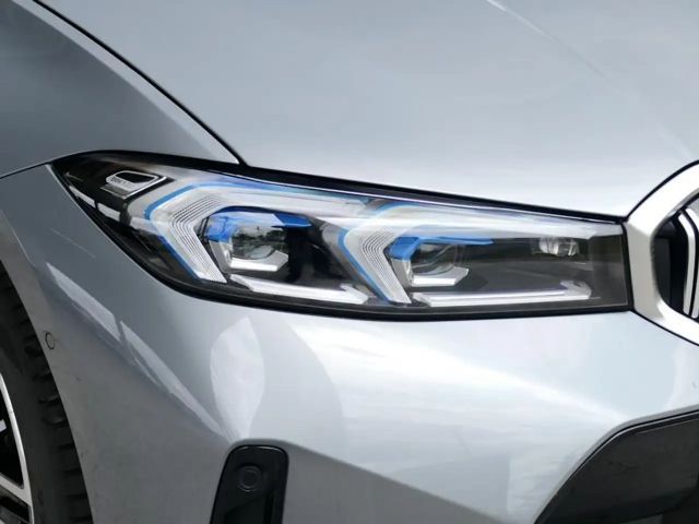 BMW 330 330e M-Sport Touring