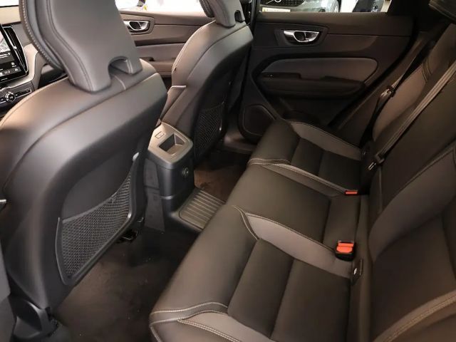 Volvo XC60 AWD Plus T6