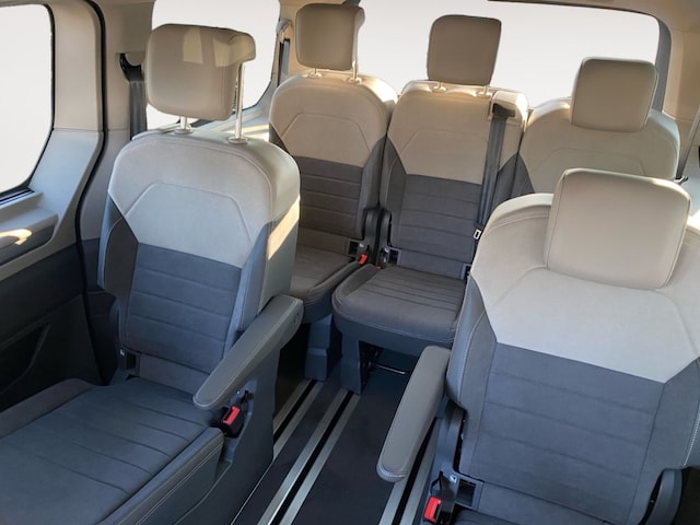 Volkswagen Multivan 2 0 TDI SCR LÜ (ST/ST)