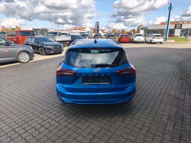 Ford Focus ST Line Wagon
