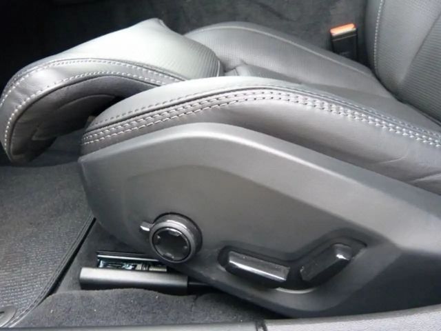 Volvo V90 Cross Country AWD Plus