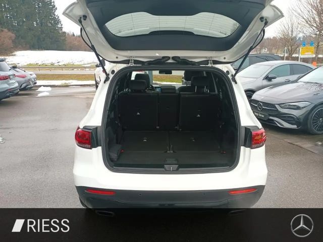 Mercedes-Benz GLB 200 7-Sitzer+AHK+Fahrass.P+Pano+Kamera+Night