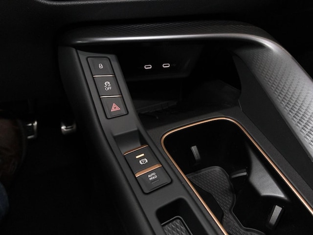 Cupra Terramar 1.5 e-Hybrid VZ