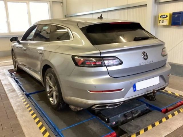 Volkswagen Arteon 2.0 TDI DSG R-Line