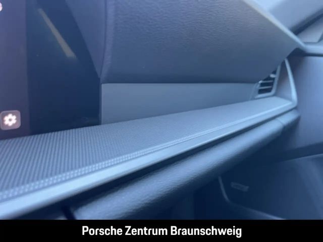 Porsche 992 Carrera Coupé