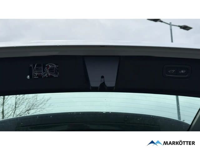 Volvo XC90 AWD Core Recharge T8