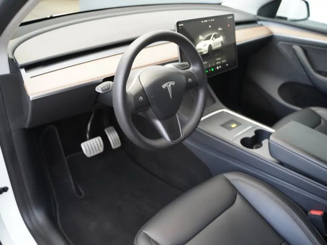 Tesla Model Y Performance