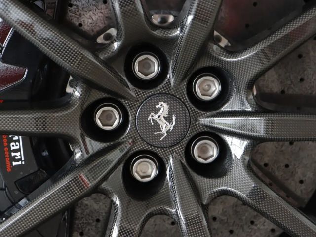 Ferrari SF90 Stradale