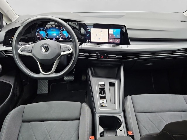 Volkswagen Golf 2.0 TDI DSG Style Variant