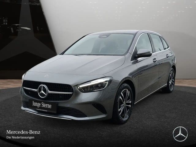 Mercedes-Benz B 200 Progressive Sedan
