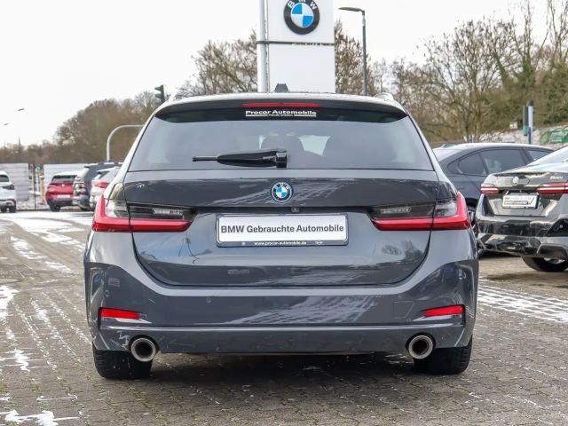 BMW 330 330e Touring xDrive