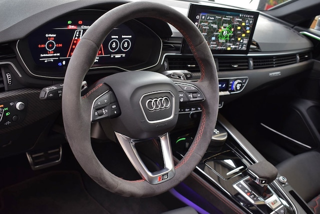 Audi RS4 Avant Quattro