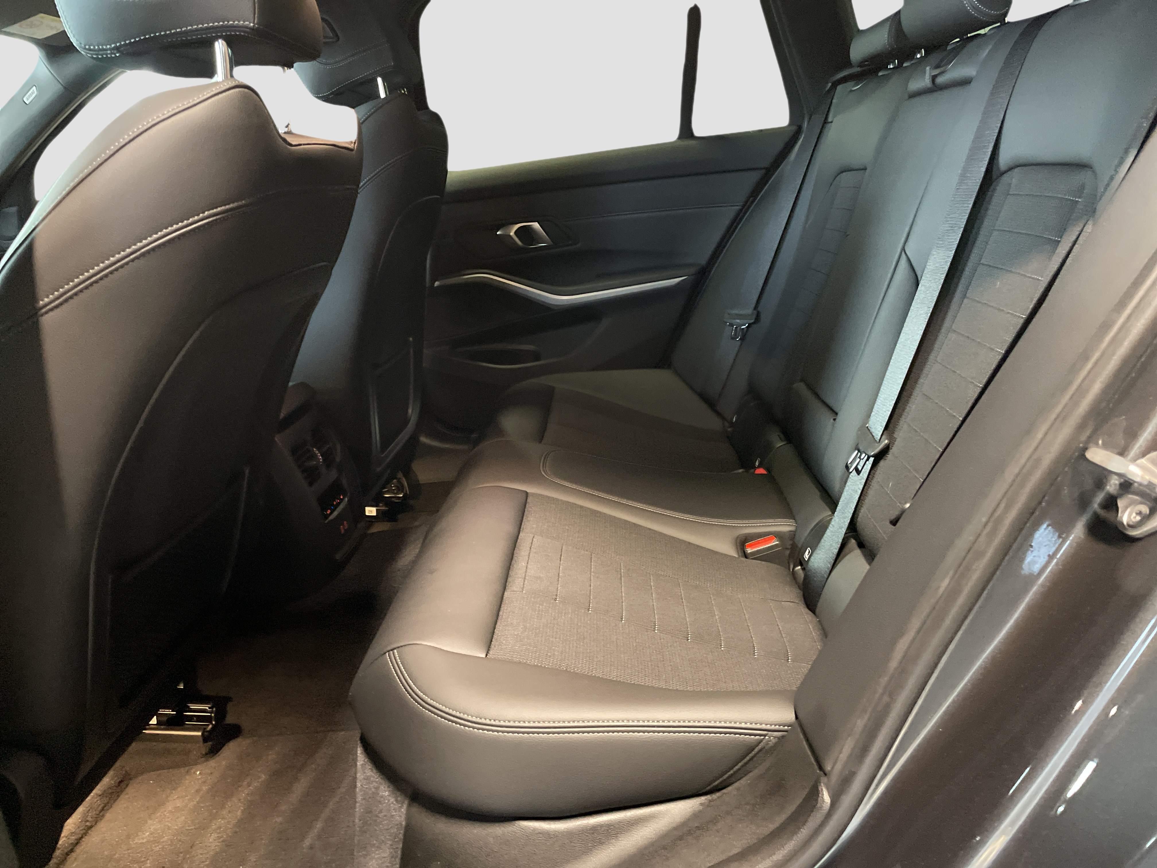 BMW 318 318d Touring