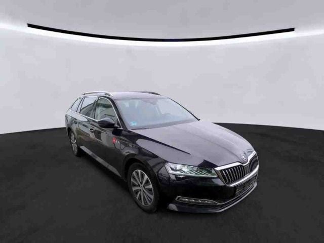 Skoda Superb 2.0 TDI Combi Style Style