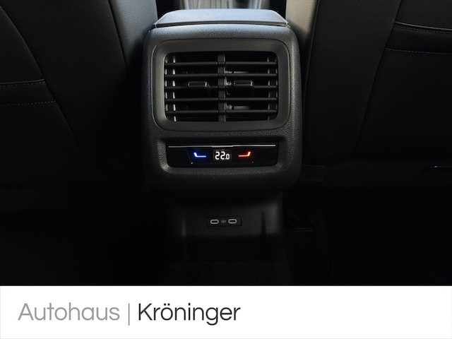 Volkswagen T-Roc 1.5 TSI DSG R-Line