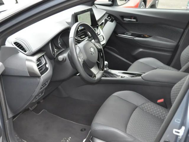 Toyota C-HR Hybride Team D