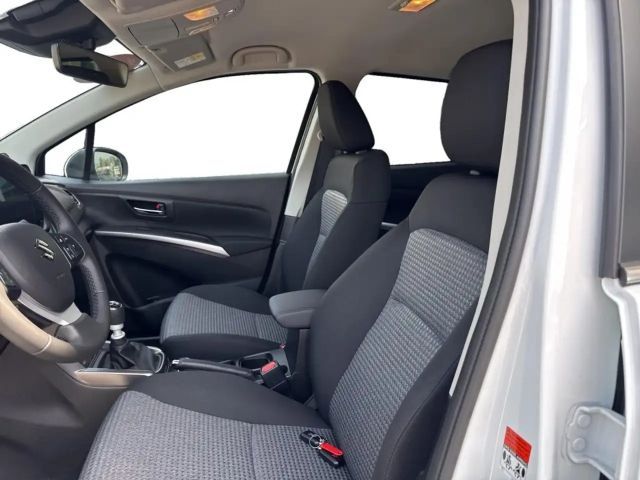 Suzuki S-Cross AllGrip Hybrid