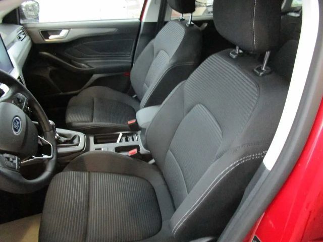 Ford Focus EcoBoost Titanium Wagon