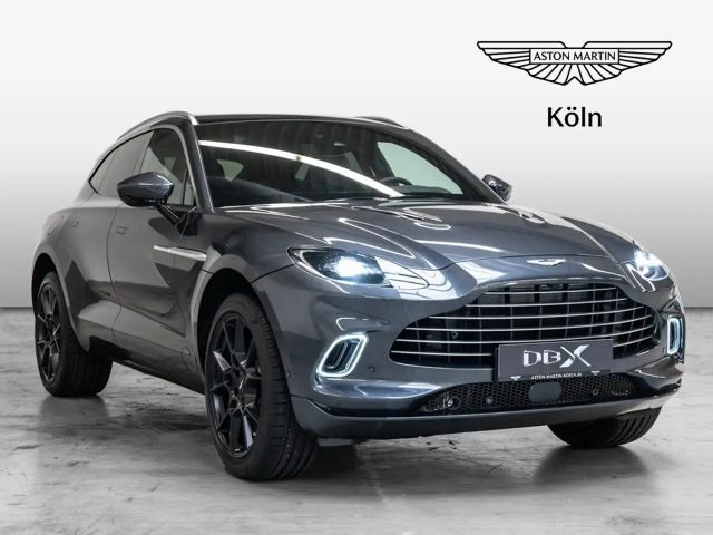 Aston Martin DBX Magnetic Silver Onyx Black